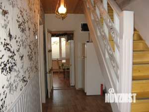 Дом 120м², 2-этажный, на длительный срок,