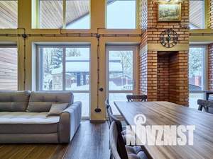 Дом 200м², 2-этажный, посуточно,