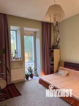 Таунхаус 250м², 3-этажный, на длительный срок,