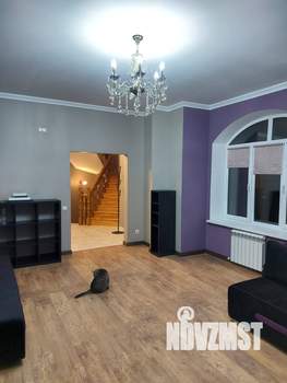 Коттедж 220м², 3-этажный, на длительный срок,