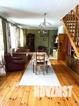 Дом 200м², 3-этажный, на длительный срок,