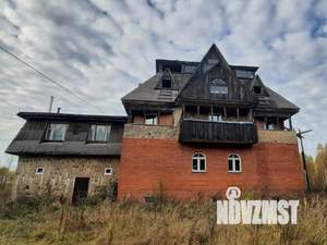 Дом 287м², 3-этажный, участок 1 сот.