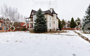 Дом 728м², 3-этажный, участок 40 сот.