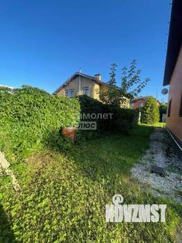 Дом 209м², 2-этажный, участок 10 сот.