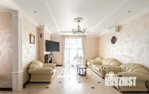 Коттедж 538м², 3-этажный, участок 12 сот.