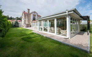 Дом 538м², 3-этажный, участок 12 сот.