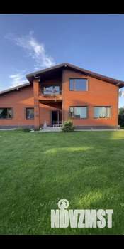 Дом 209м², 2-этажный, участок 10 сот.