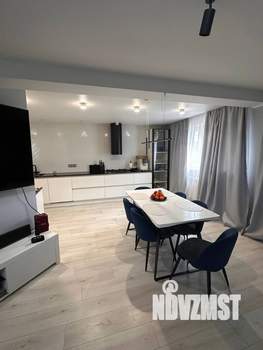 Дом 151м², 3-этажный, участок 10 сот.