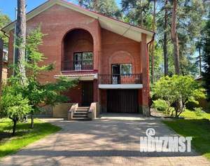 Дом 365м², 3-этажный, участок 17 сот.