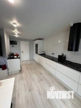 Дом 151м², 3-этажный, участок 10 сот.