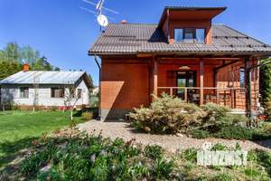 Дом 315м², 3-этажный, участок 8 сот.