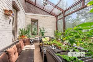 Дом 840м², 3-этажный, участок 35 сот.