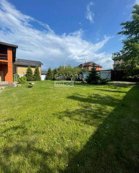 Дом 209м², 2-этажный, участок 10 сот.