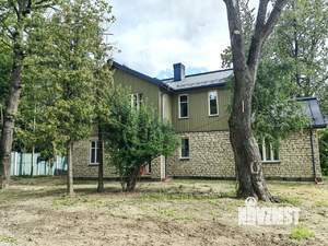 Коттедж 295м², 2-этажный, участок 10 сот.