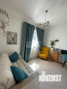 Дом 209м², 2-этажный, участок 10 сот.