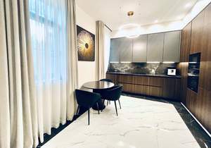 Дом 555м², 2-этажный, участок 13 сот.