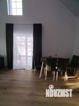 Коттедж 77м², 2-этажный, участок 5 сот.