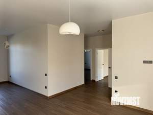 Дом 93м², 1-этажный, участок 6 сот.