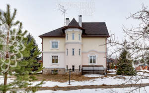 Дом 728м², 3-этажный, участок 40 сот.