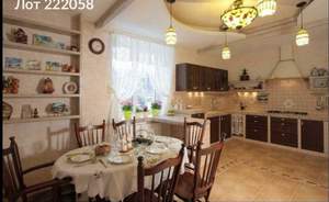 Дом 480м², 3-этажный, участок 18 сот.