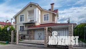 Коттедж 538м², 3-этажный, участок 12 сот.