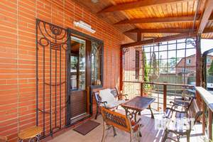 Дом 315м², 3-этажный, участок 8 сот.