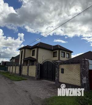 Коттедж 200м², 2-этажный, участок 8 сот.