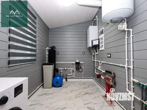 Дом 200м², 2-этажный, участок 10 сот.