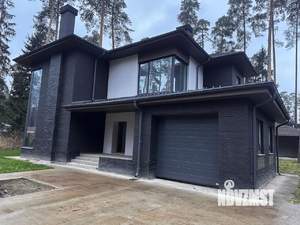 Дом 290м², 2-этажный, участок 13 сот.