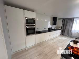 Дом 151м², 3-этажный, участок 10 сот.