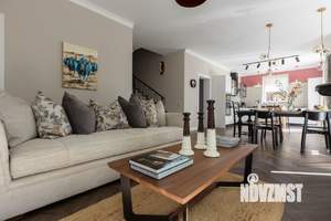 Дом 253м², 2-этажный, на длительный срок, 