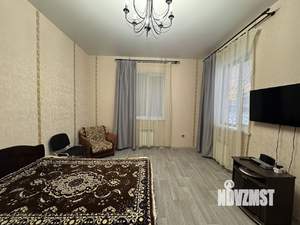 Дом 90м², 2-этажный, на длительный срок, 