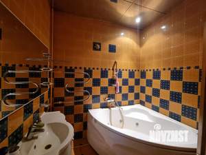 Дом 390м&sup2;, 3-этажный, посуточно, 