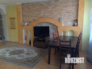 Дом 230м², 2-этажный, на длительный срок, 