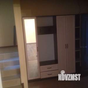 Коттедж 200м², 2-этажный, на длительный срок, 