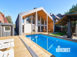 Дом 200м², 2-этажный, посуточно, 