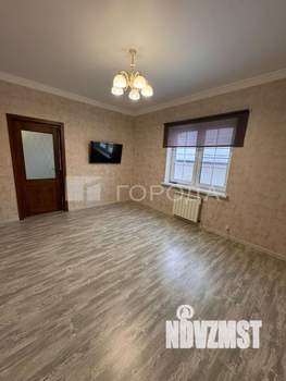 Дом 210м², 2-этажный, на длительный срок, 