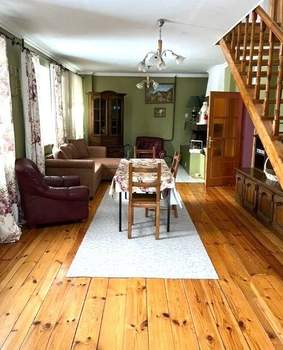 Дом 200м², 3-этажный, на длительный срок, 