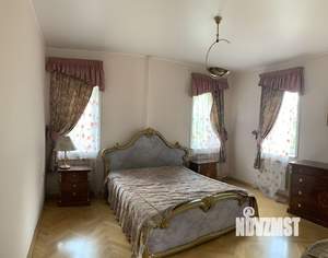 Коттедж 350м², 3-этажный, на длительный срок, 