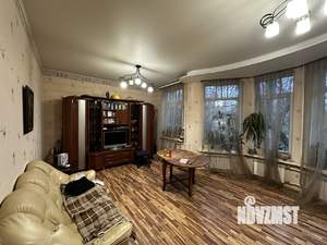 Дом 250м², 3-этажный, на длительный срок, 
