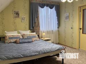 Коттедж 250м², 4-этажный, на длительный срок, 