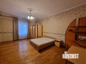 Дом 390м&sup2;, 3-этажный, посуточно, 