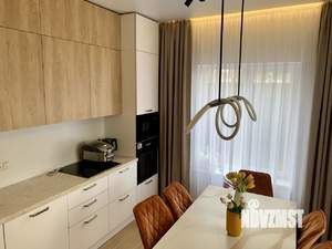 Дом 180м², 2-этажный, на длительный срок, 