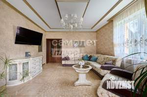 Дом 200м², 3-этажный, на длительный срок, 