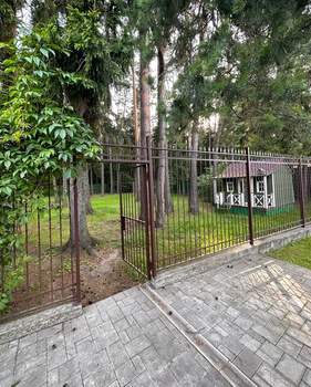 Дом 385м², 2-этажный, участок 15 сот.  