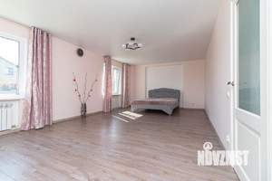 Коттедж 175м², 2-этажный, участок 15 сот.  