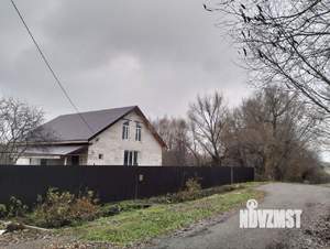 Дом 140м², 2-этажный, участок 25 сот.  