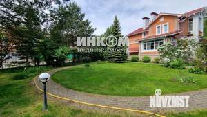 Дом 250м², 2-этажный, участок 12 сот.  
