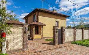 Дом 253м², 3-этажный, участок 7 сот.  