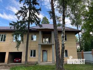 Таунхаус 250м², 2-этажный, участок 4 сот.  